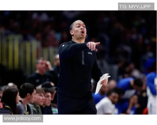 船记：快船彻底梦游&表现还不如季前赛 愿这场失利为他们敲响警钟