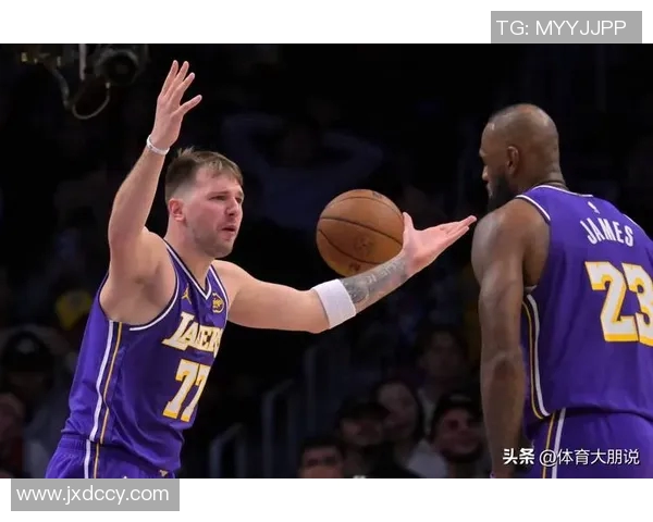 东契奇加盟湖人后战掘金3胜0负！场均33.7分10.3板8助2.7断0.7帽